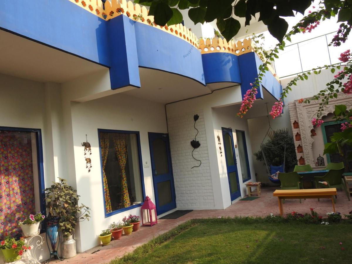 Coral Country Homestay Agra  Exteriör bild